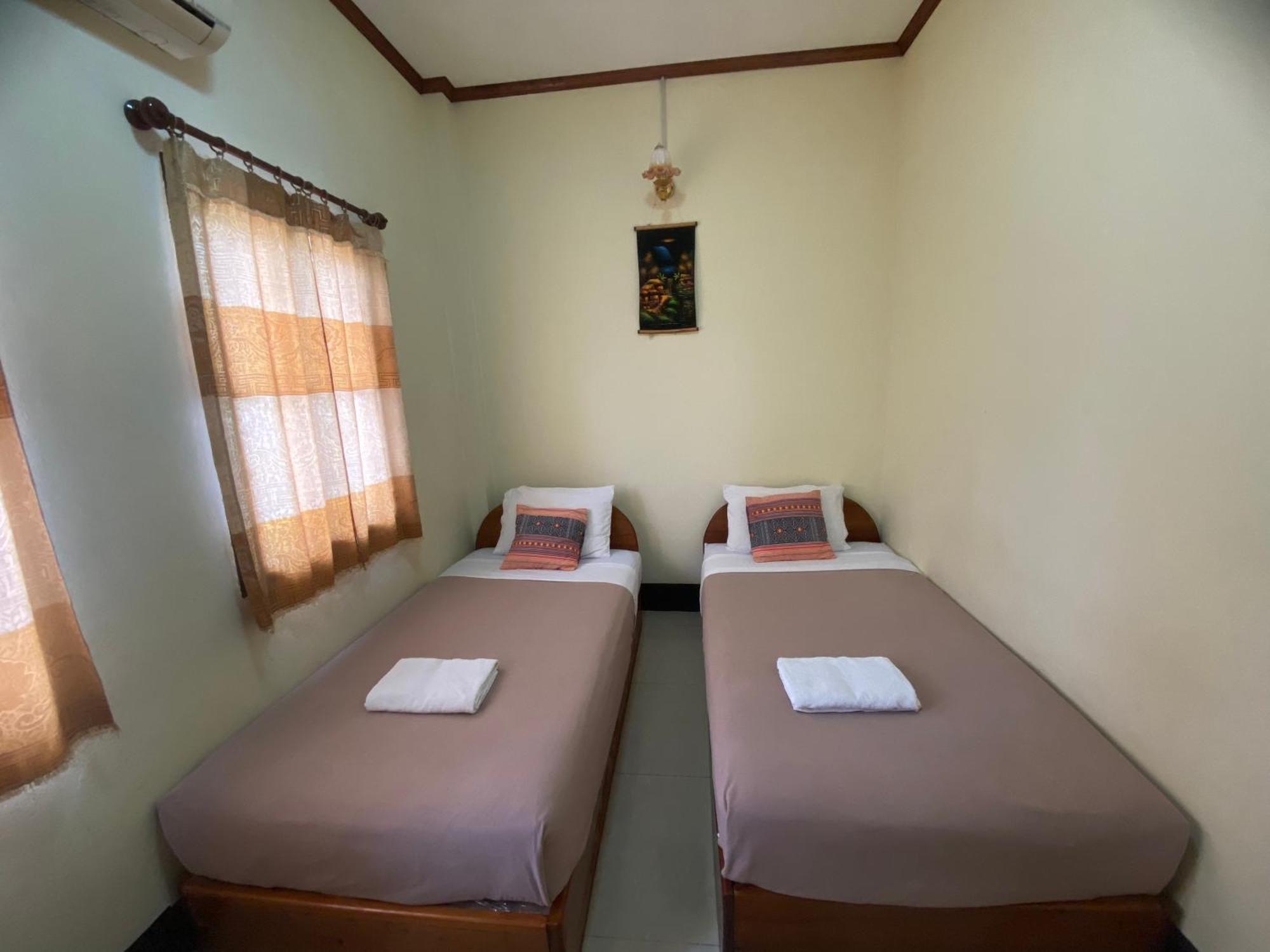 A Tee Guesthouse Luang Prabang Exteriör bild