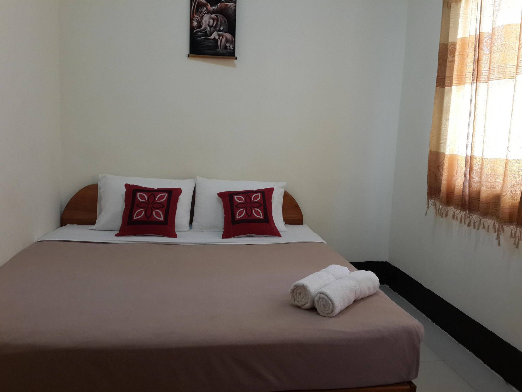 A Tee Guesthouse Luang Prabang Exteriör bild